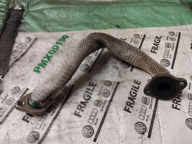 bontott AUDI Q7 EGR Hűtő Cső