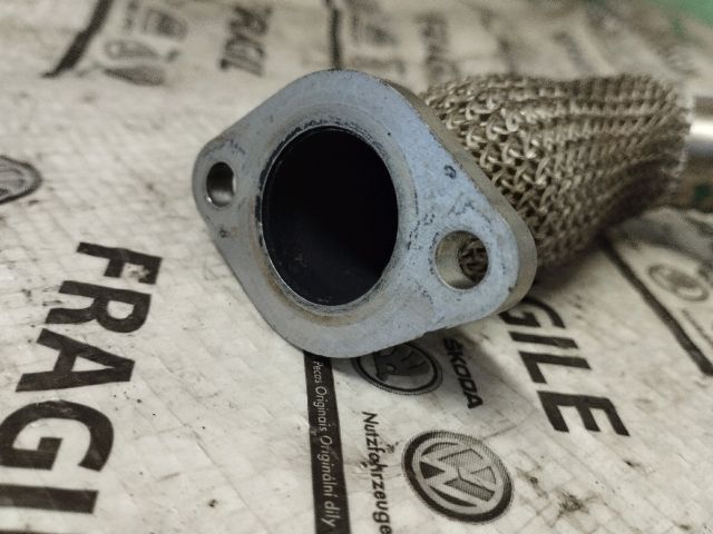 bontott AUDI Q7 EGR Hűtő Cső