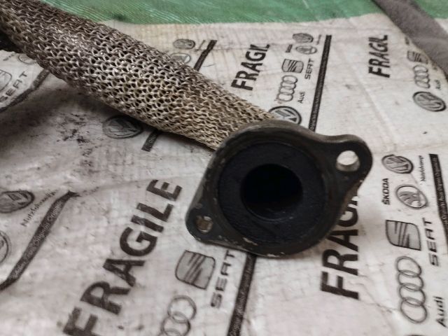 bontott AUDI Q7 EGR Hűtő Cső