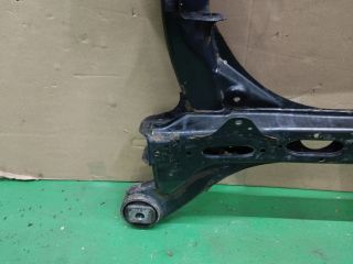 bontott AUDI Q7 Első Bölcső