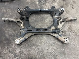 bontott AUDI Q7 Első Bölcső