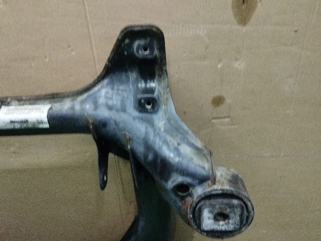 bontott AUDI Q7 Első Bölcső