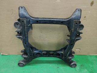 bontott AUDI Q7 Első Bölcső