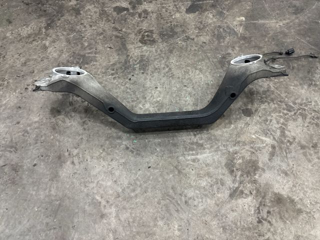 bontott AUDI Q7 Első Bölcső