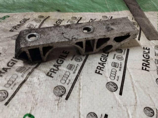 bontott AUDI Q7 Első Stabilizátor Pálca