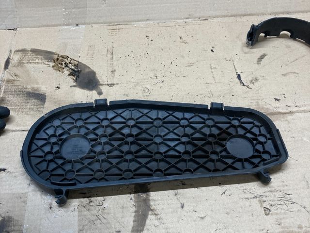 bontott AUDI Q7 Felső Vezérlés Burkolat