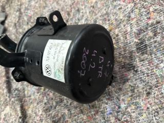 bontott AUDI Q7 Gázolajszűrő Ház