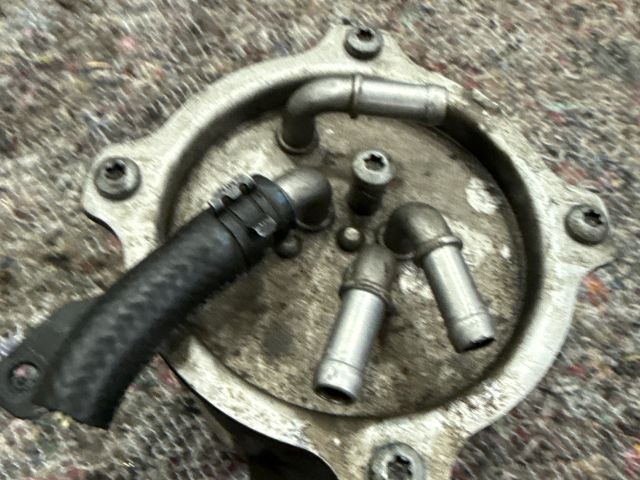 bontott AUDI Q7 Gázolajszűrő Ház