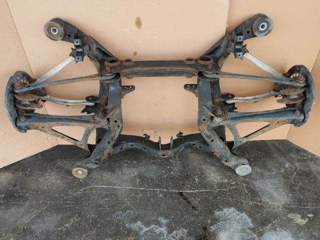 bontott AUDI Q7 Hátsó Futómű (Részeivel)