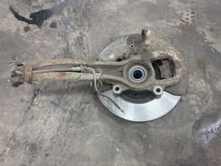 bontott AUDI Q7 Jobb első Csonkállvány Kerékaggyal