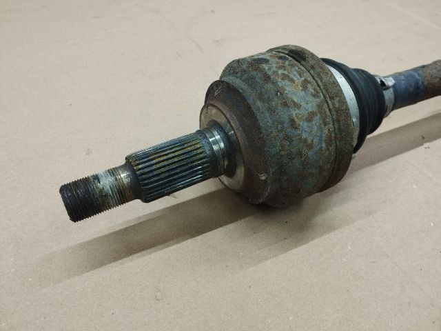 bontott AUDI Q7 Jobb hátsó Féltengely