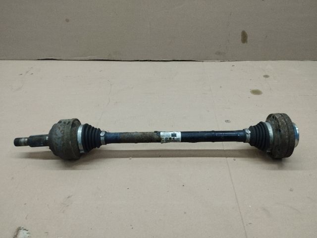 bontott AUDI Q7 Jobb hátsó Féltengely