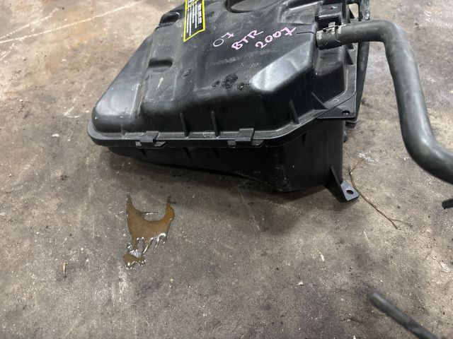 bontott AUDI Q7 Kiegyenlítő Tartály