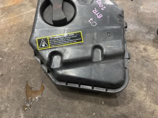 bontott AUDI Q7 Kiegyenlítő Tartály