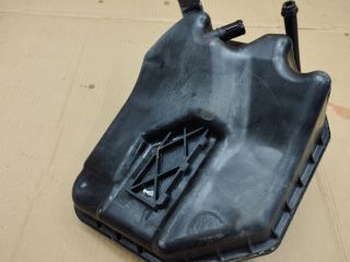 bontott AUDI Q7 Kiegyenlítő Tartály