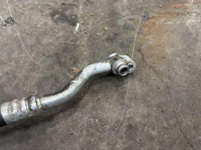 bontott AUDI Q7 Klíma Cső