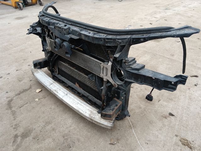 bontott AUDI Q7 Komplett Homlokfal (Részeivel)