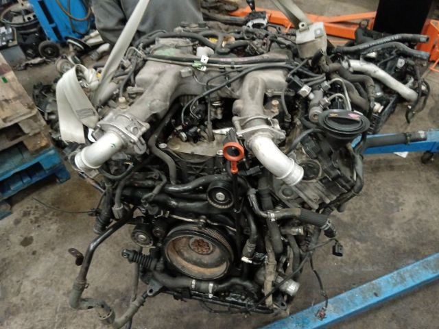 bontott AUDI Q7 Komplett Motor (Segédberendezésekkel)