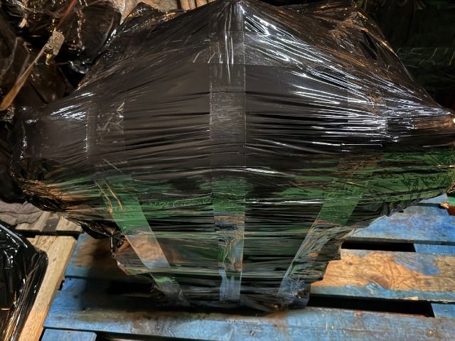 bontott AUDI Q7 Motor (Fűzött blokk hengerfejjel)