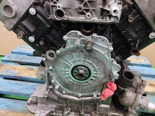 bontott AUDI Q7 Motor (Fűzött blokk hengerfejjel)