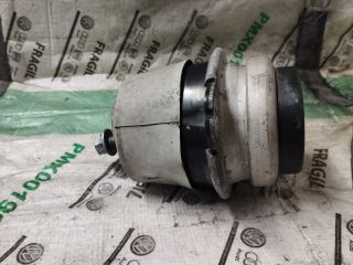 bontott AUDI Q7 Motor Tartó Bak (Pozíciófüggetlen)