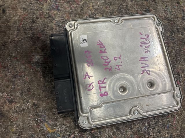 bontott AUDI Q7 Motorvezérlő