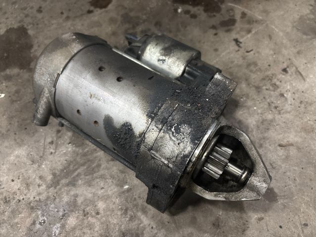 bontott AUDI Q7 Önindító