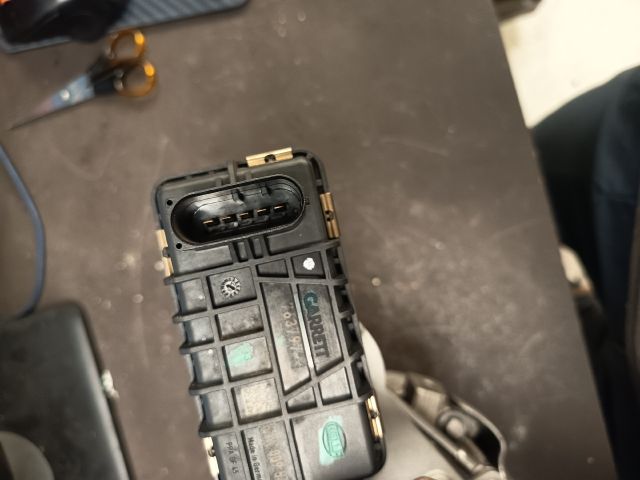 bontott AUDI Q7 Turbó