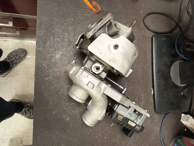 bontott AUDI Q7 Turbó