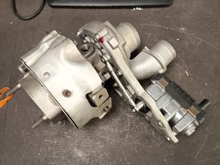 bontott AUDI Q7 Turbó