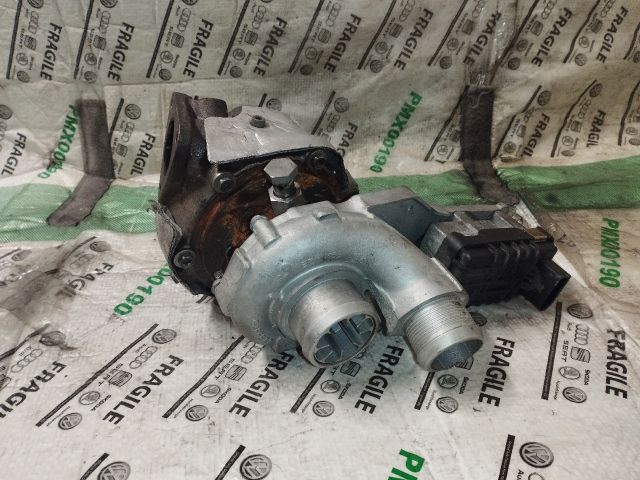 bontott AUDI Q7 Turbó