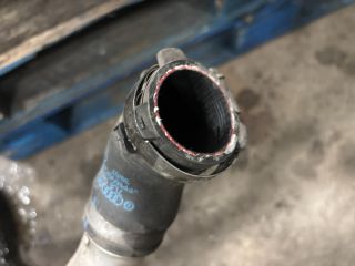 bontott AUDI Q7 Turbócső