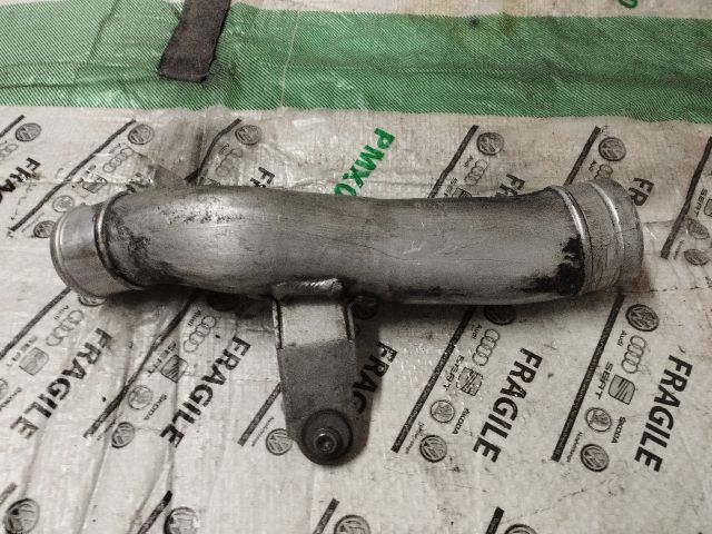 bontott AUDI Q7 Turbócső