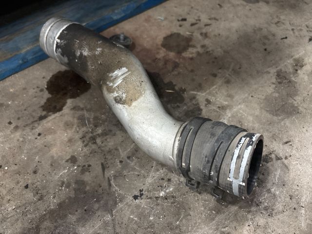 bontott AUDI Q7 Turbócső