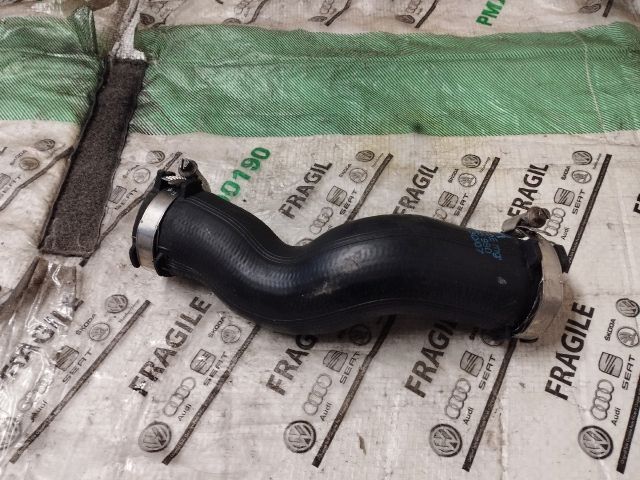 bontott AUDI Q7 Turbócső