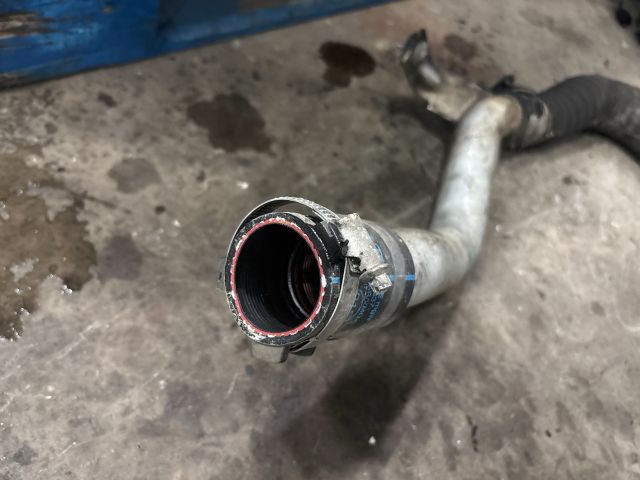 bontott AUDI Q7 Turbócső