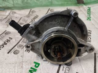 bontott AUDI Q7 Vákumpumpa
