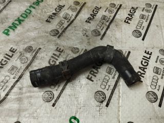 bontott AUDI Q7 Vízcső