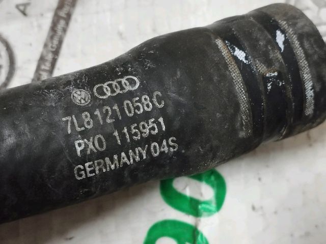 bontott AUDI Q7 Vízcső