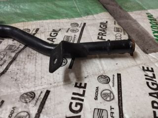 bontott AUDI Q7 Vízcső