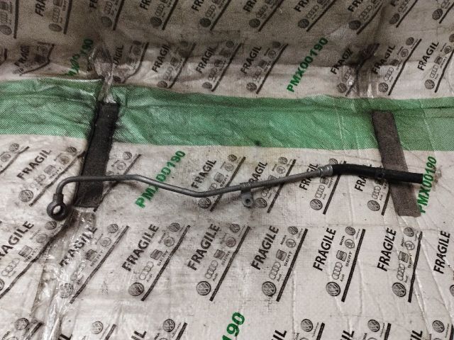 bontott AUDI Q7 Vízcső