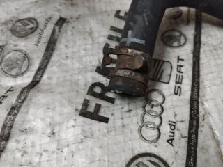 bontott AUDI Q7 Vízcső