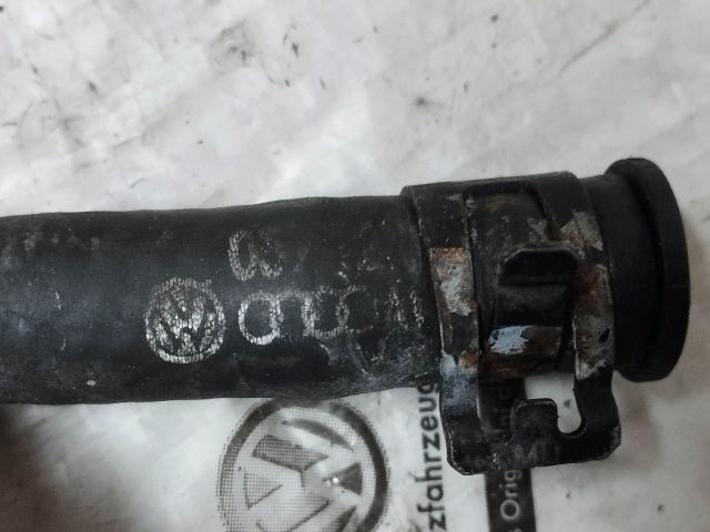 bontott AUDI Q7 Vízcső