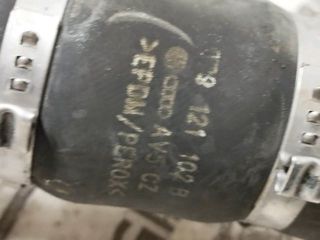 bontott AUDI Q7 Vízcső