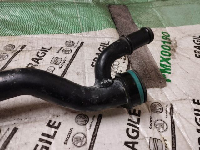 bontott AUDI Q7 Vízcső