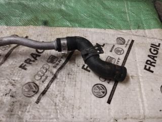 bontott AUDI Q7 Vízcső