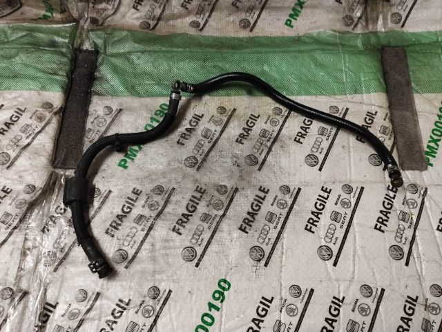 bontott AUDI Q7 Vízcső