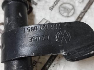 bontott AUDI Q7 Vízcső