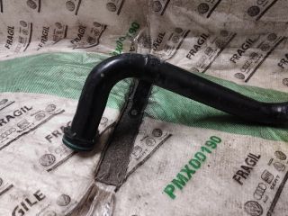 bontott AUDI Q7 Vízcső