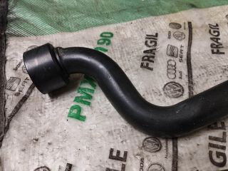 bontott AUDI Q7 Vízcső